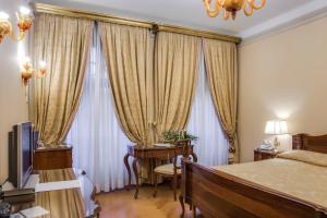 Superior Double Room room in Villa Fenaroli Palace Hotel