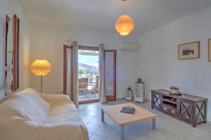 Koundouros Beach Villa Kea Greece