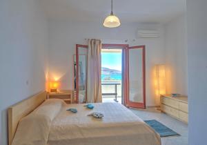 Koundouros Beach Villa Kea Greece