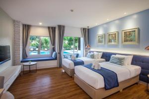 Hill Fresco Hotel