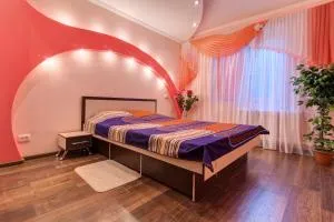 Apartment on Riverfront of Dnepr - Pridneprovsk