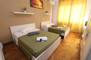 Triple Room with External Shared Bathroom room in Guest House Pirelli Milano