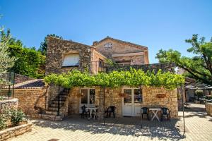 Triple Room room in L'Escarbille