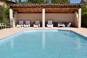 Villas ACCENT IMMOBILIER - Maison Eygalieres, piscine, 4/6 pers : Villa avec Piscine Privée