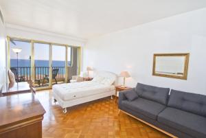 PROMENADE HOLIDAY - ORIENT & SEA