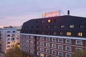 Ramada Hotel & Suites by Wyndham Bucharest North - Otopeni