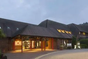 华美达特尔福德铁桥酒店 - 特尔福德