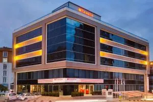 伊斯坦布尔卡塔尔华美达安可酒店 - 王子岛群