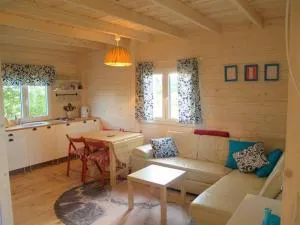 Domek nad jeziorem Kątno Mazury - 斯塔勒亚布伦基