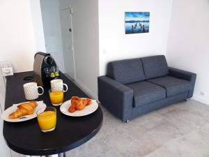 "Le Sunlight" by EnjoyNice, quiet and cosy studio with terrace!