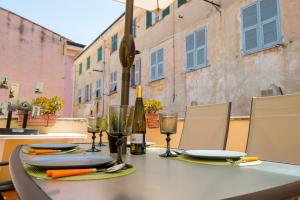 Apartment with Terrace
