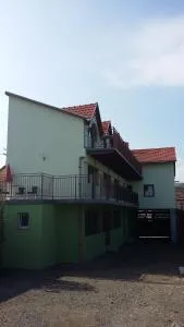 Pensiunea Casa Szabi - Căpuşu Mare