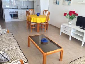 Beach front Apartment Los Papagayos