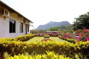 Cloud 9 Hills Resort - Jambhulpāda