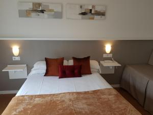 Family Room with Balcony (2 Adults + 1 Child) room in Campomar Playa