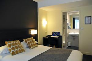 Hotels Hotel Des Quatrans : photos des chambres