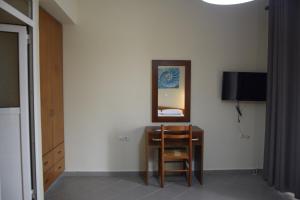 Zotos Apartment