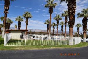 Stanlunds Inn and Suites
