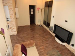 Apart-Hotel on Preobrajenskaya 24