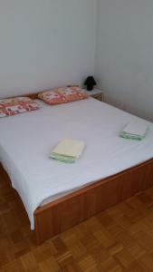 Apartment Elena