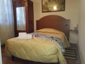 Single Room with Bathroom room in Il Pozzo Di Sant'Andrea