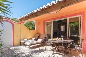 Costa dOiro Ambiance Village