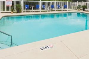 Days Inn by Wyndham Madison