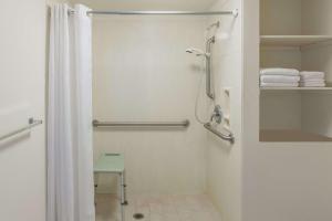 Days Inn by Wyndham Camarillo - Ventura