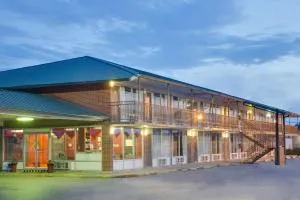 Days Inn by Wyndham Newport - Newport