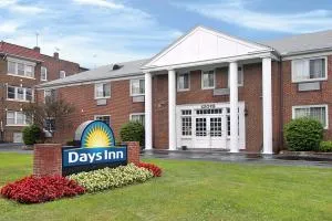 Days Inn by Wyndham Cleveland Lakewood - ليكوود