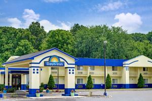 Days Inn by Wyndham Southington, Hotely - Southington