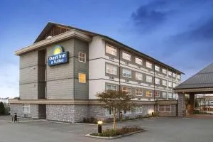 Days Inn & Suites by Wyndham Langley - Cloverdale