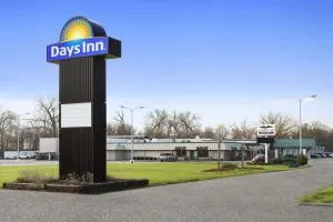Days Inn by Wyndham Rock Falls - Inlet