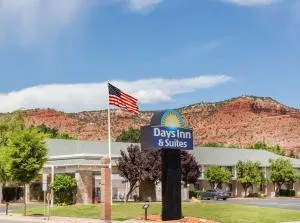 Days Inn & Suites by Wyndham Kanab - Kanab