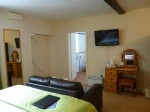 Charles Cotton Hotel