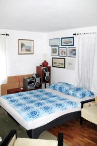 Studio room in Apartments with WiFi Novi Vinodolski - 2382