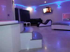Suite with Spa Bath room in Spat Business Holon