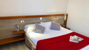 Hotels Logis Hotel Les Cordeliers : photos des chambres