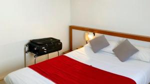 Hotels Logis Hotel Les Cordeliers : photos des chambres