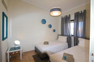 Marbel Sol - Clever Details