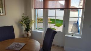 Olavat Cottage detached property with parking