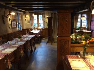 Hotels Auberge des Trois Chateaux : photos des chambres