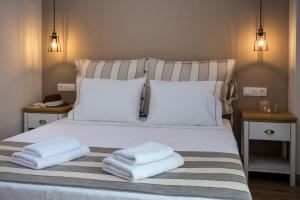 The Five Keys Apartments