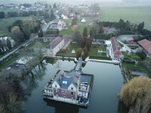 B&B / Chambres d'hotes Chateau de Quesmy : photos des chambres