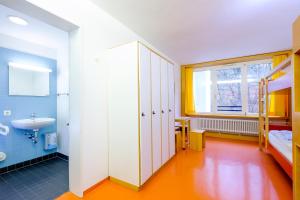 Quadruple Room room in HI Munich Park Youth Hostel