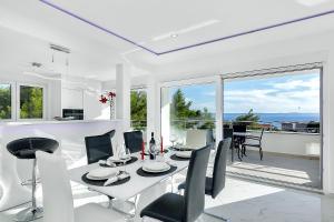 Penthouse Lush Makarska 