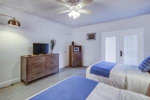 Standard Double Room room in Blue Strawberry by the Sea