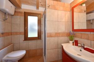 Two-Bedroom Bungalow (5 Adults)