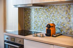 The Shades of Grey-Tranquil 4th-Floor Apartment Baneasa Area