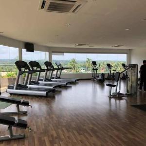 Splashpool Studio Swiss Garden Resort Residences